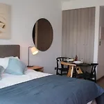 Hom I Departamento Estudio En Mejor Zona Frente Al Mall 1218